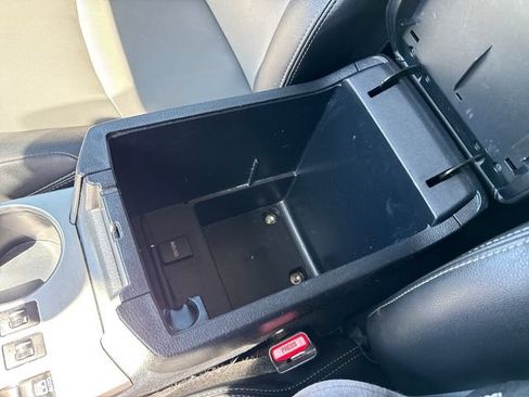 Used 2019 Toyota 4Runner SR5 Premium RWD image 24