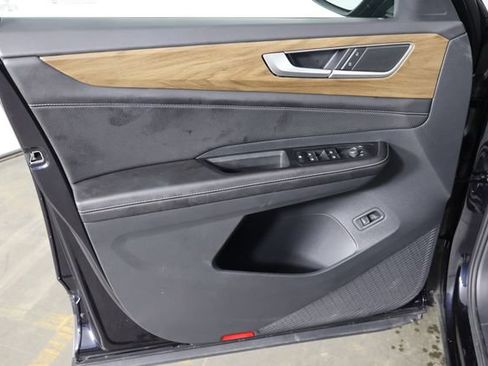 Used 2026 Volkswagen Atlas SE FWD image 19