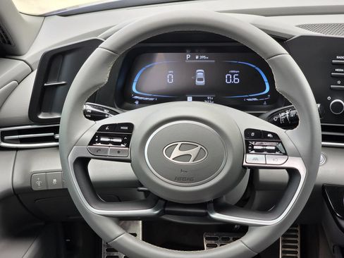 Certified 2026 Hyundai Elantra Sport FWD image 25