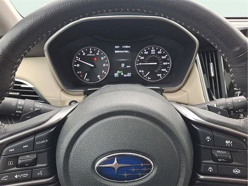 Certified 2025 Subaru Outback Limited image 20