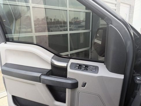 Used 2018 Ford F150 XL w/ Equipment Group 101A Mid image 16