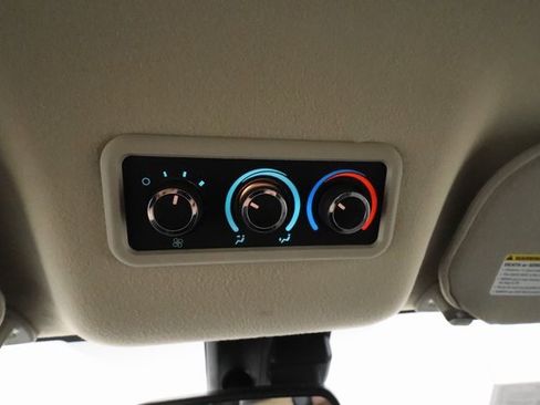 Used 2024 Chevrolet Express 3500 LT w/ LT Preferred Equipment Group image 15