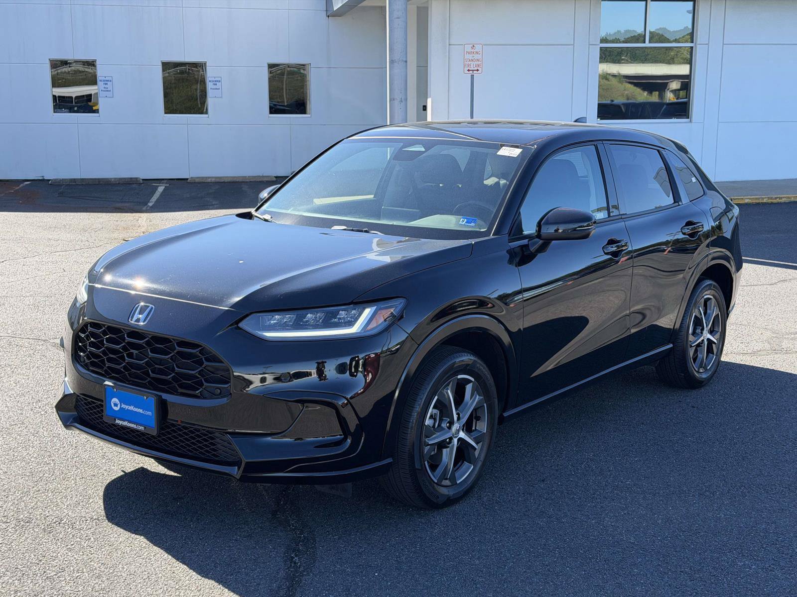 Certified 2024 Honda HR-V EX-L image 4