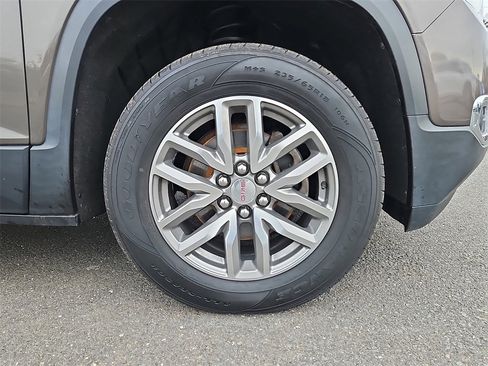 Used 2019 GMC Acadia SLE w/ Driver Alert Package I image 9