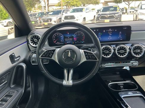 Used 2025 Mercedes-Benz CLA 250 image 13