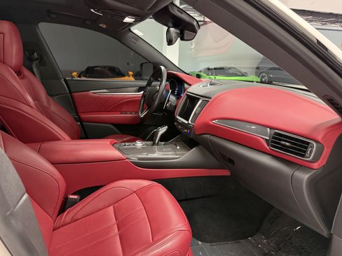 Used 2019 Maserati Levante S GranSport AWD/4WD image 20