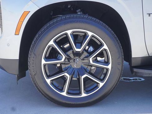 Used 2026 Chevrolet Tahoe RST RWD image 26