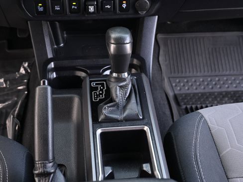 Used 2021 Toyota Tacoma TRD Off-Road w/ Technology Package image 24