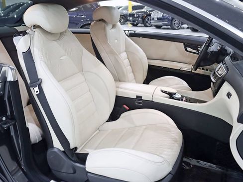 Used 2011 Mercedes-Benz CL 63 AMG image 32