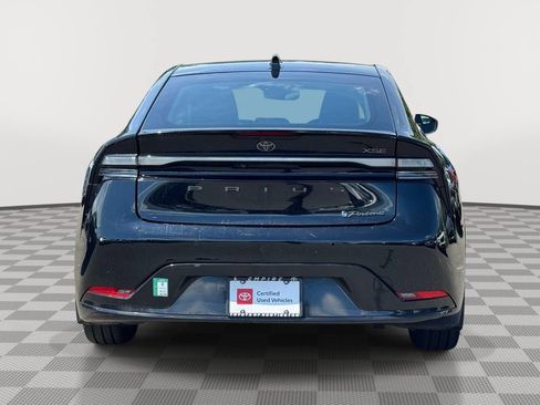 Used 2024 Toyota Prius Prime FWD image 5