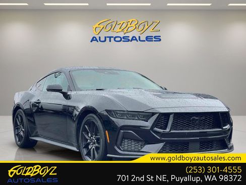 Used 2025 Ford Mustang GT Premium RWD image 2