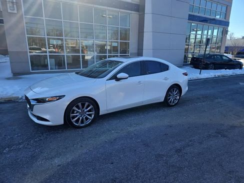 Used 2023 MAZDA MAZDA3 s image 9