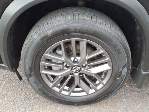 Used 2022 Nissan Rogue S AWD/4WD image 10