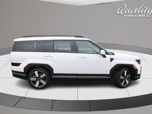 Used 2026 Hyundai Santa Fe Limited image 3