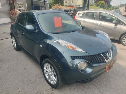 Used 2014 Nissan Juke SV AWD/4WD image 8