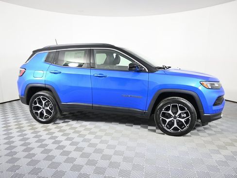 New 2026 Jeep Compass Limited w/ Mopar All Weather Package image 8