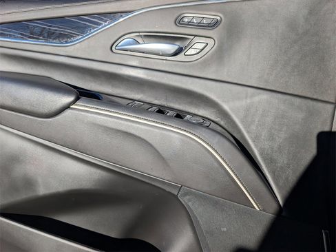 Used 2021 Cadillac Escalade Sport w/ Driver Assist Tech Package image 11