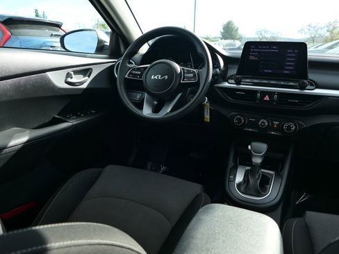 Used 2022 Kia Forte LXS image 26
