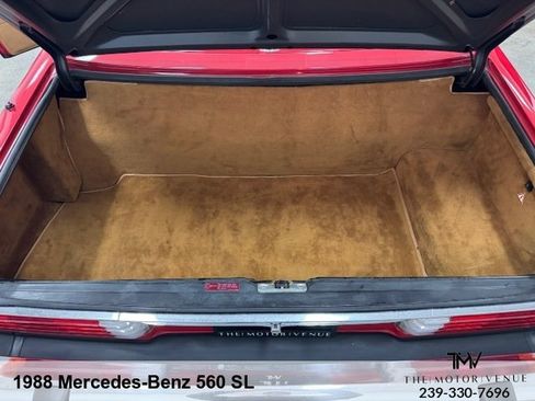 Used 1988 Mercedes-Benz 560 SL image 34