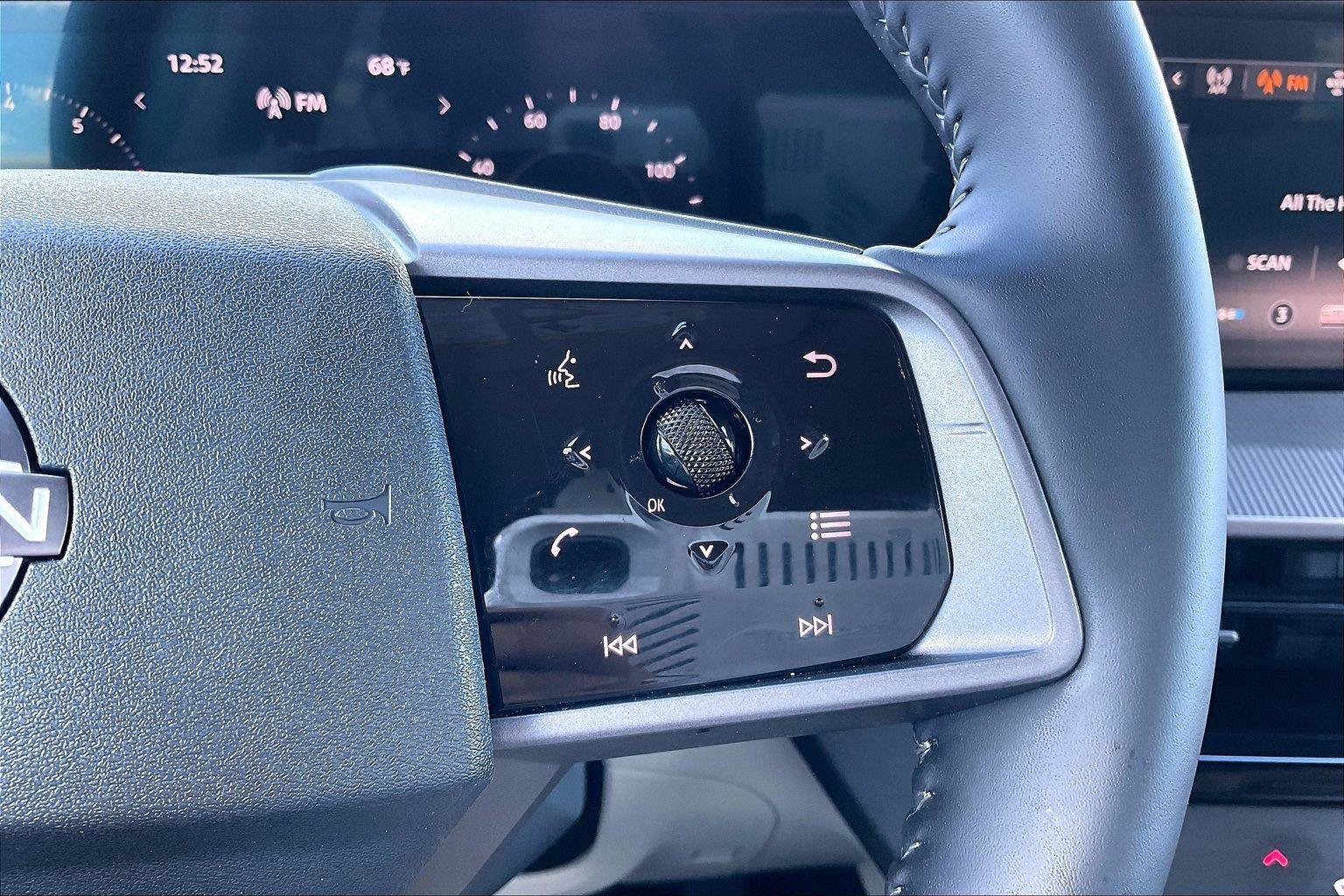 Certified 2025 Nissan Murano SV FWD image 20