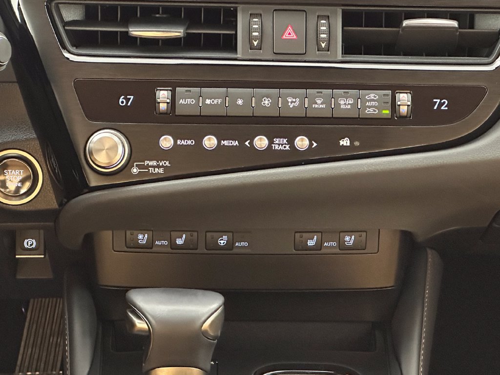 Used 2025 Lexus ES 350 w/ Accessory Package (Z2) FWD image 26