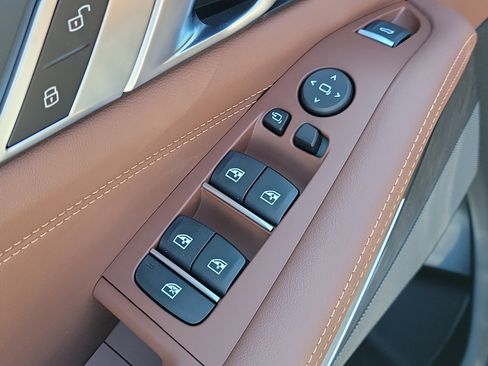 New 2026 BMW X5 sDrive40i w/ Climate Comfort Package image 16