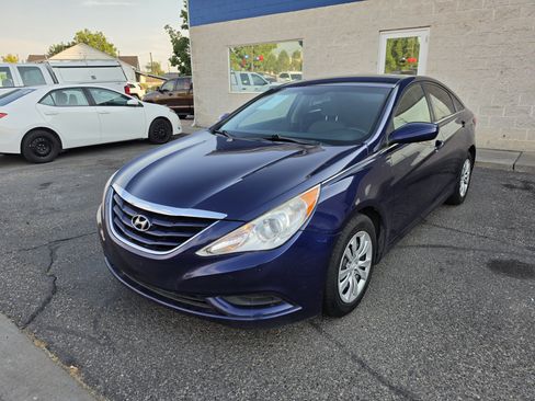 Used 2012 Hyundai Sonata GLS FWD image 3