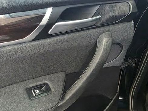 Used 2017 BMW X3 xDrive28i image 26