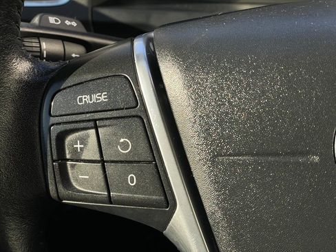 Used 2016 Volvo V60 T5 Premier image 15