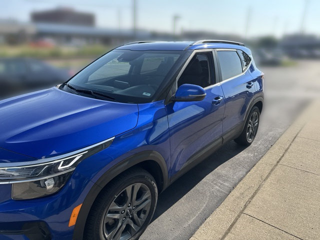 Used 2023 Kia Seltos S FWD image 36