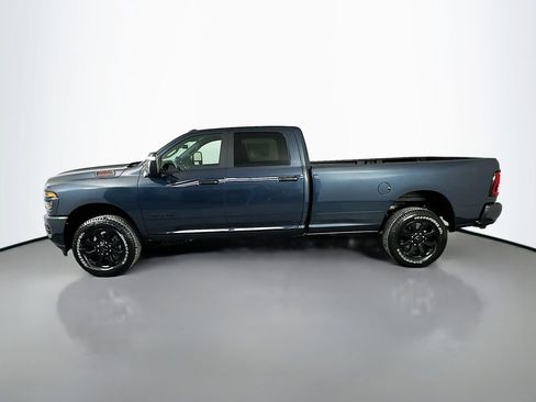 New 2026 RAM 2500 Big Horn AWD/4WD image 4