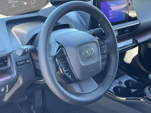 New 2026 Toyota Prius Plug-In Hybrid FWD image 12