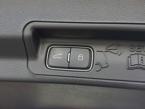 Used 2023 Ford Explorer ST w/ Equipment Group 401A image 12