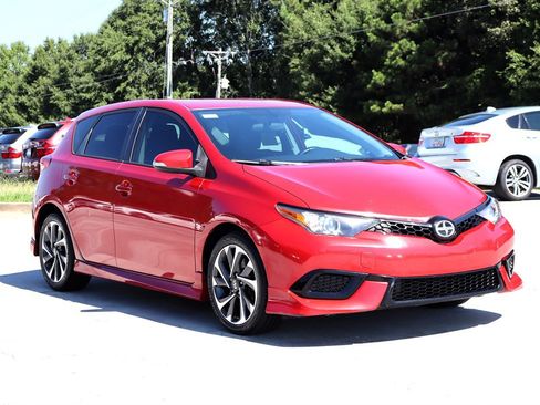 Used 2016 Scion iM FWD image 9