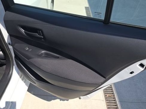 Used 2025 Toyota Corolla LE FWD image 24