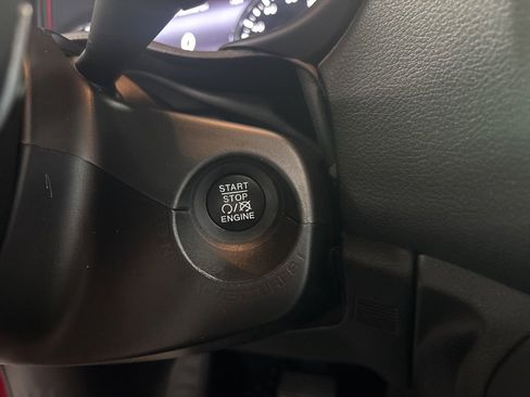 Used 2022 Jeep Renegade Latitude image 22