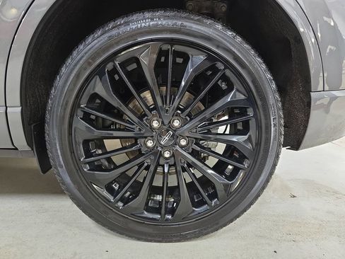 Used 2023 Lincoln Corsair Reserve w/ Equipment Group 201A image 38