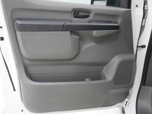 Used 2016 Nissan NV 3500 S w/ Power Package RWD image 11