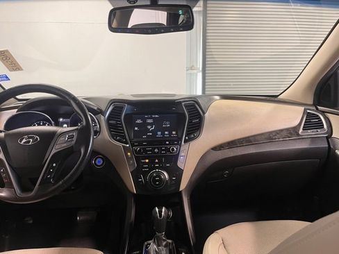 Used 2017 Hyundai Santa Fe Sport w/ 2.4L Tech Package 04 image 20