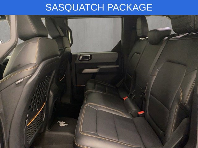 Used 2023 Ford Bronco Badlands w/ Sasquatch Package AWD/4WD image 7