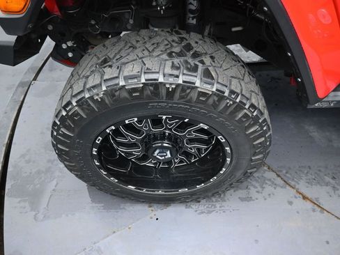 Used 2021 Jeep Gladiator Mojave image 35