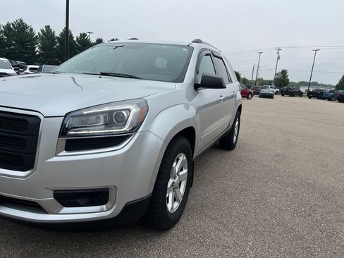 Used 2015 GMC Acadia SLE AWD/4WD image 10