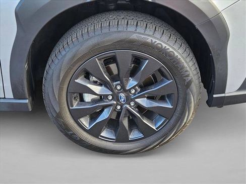 Certified 2025 Subaru Outback Onyx Edition image 24