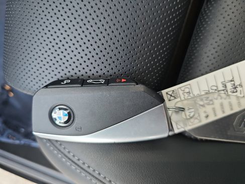 Used 2025 BMW 530i xDrive image 37