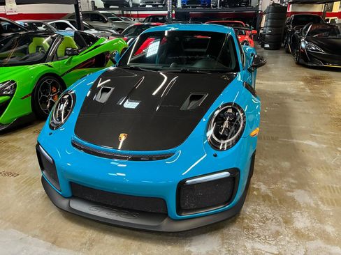 Used 2018 Porsche 911 GT2 RS RWD image 18