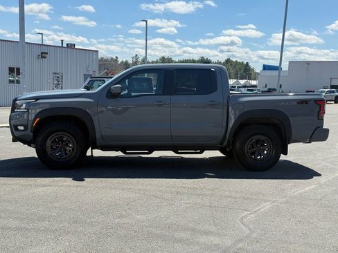 Used 2026 Nissan Frontier PRO-4X w/ Pro-4x Convenience Package image 2