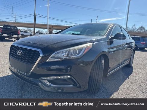Used 2016 Hyundai Sonata SE image 2