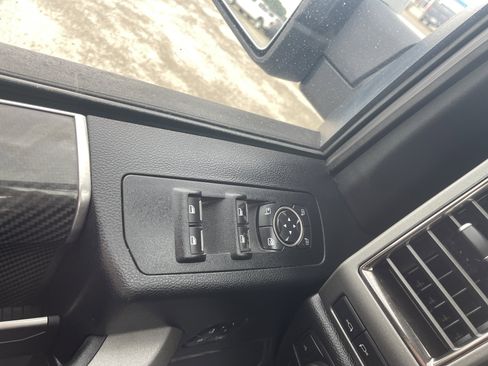 Used 2017 Ford F150 Raptor w/ Equipment Group 802A Luxury AWD/4WD image 23
