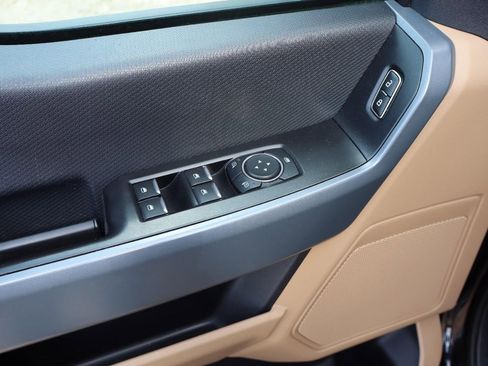 Used 2023 Ford F150 XLT image 12