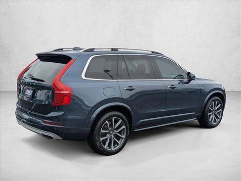 Used 2019 Volvo XC90 T6 Momentum w/ Advanced Package AWD/4WD image 5